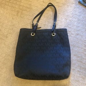 Michael Kors Tote (canvas)